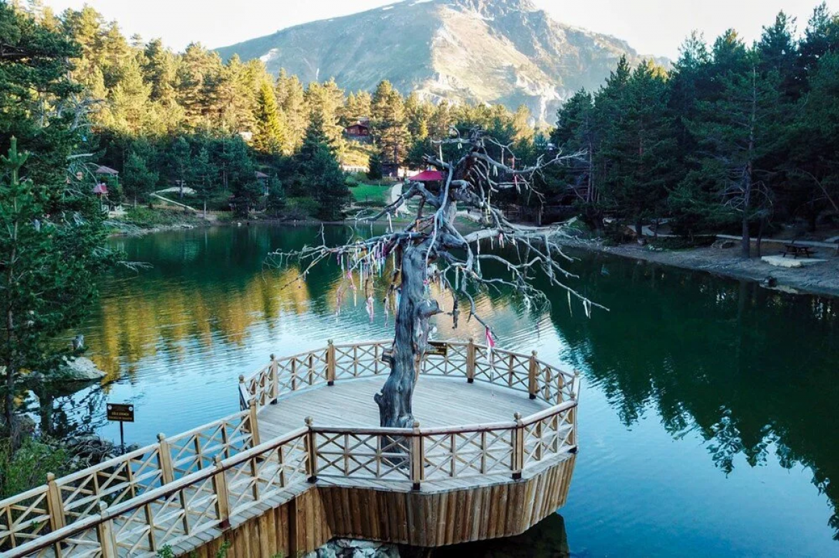 Limni Gölü